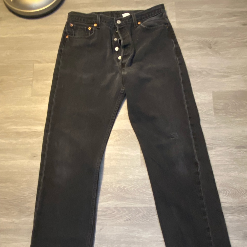 Vintage Levi’s 501
Waist:36
Length:36